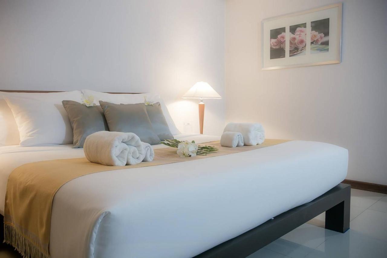 Friday Hotel Uttaradit Exterior photo